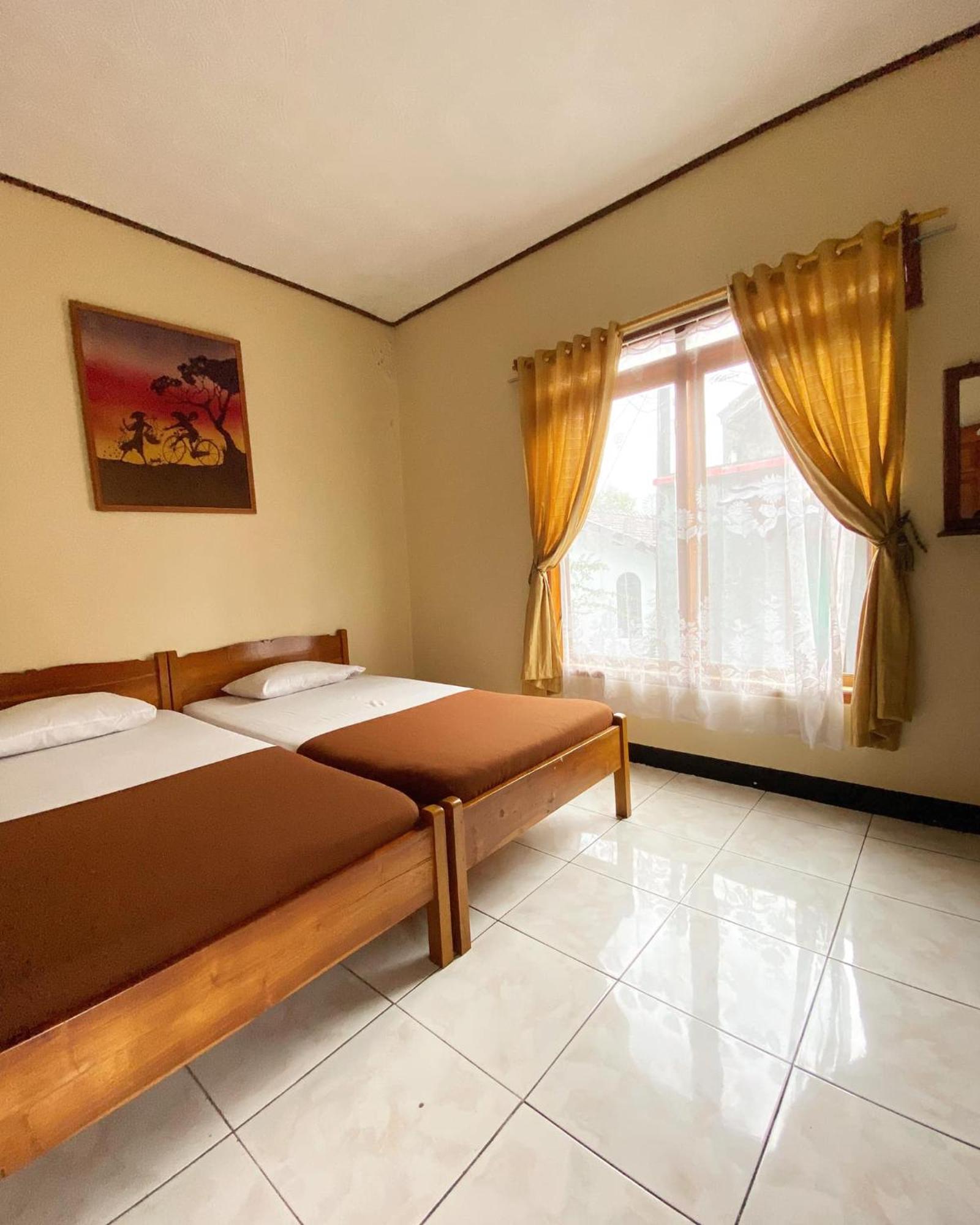 Rinjani Homestay Pangandaran Exterior foto